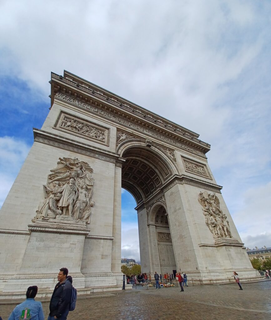 Arc De Triomphe