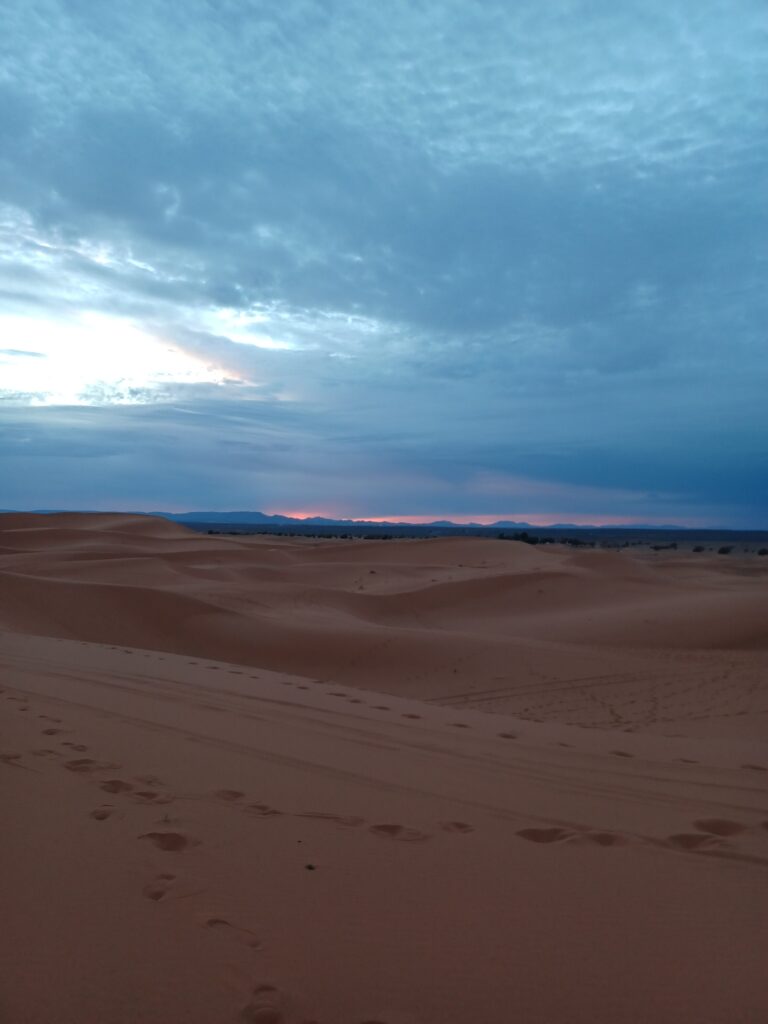 SUNSET CAMEL RIDE
MERZOUGA SAHARA DESERT